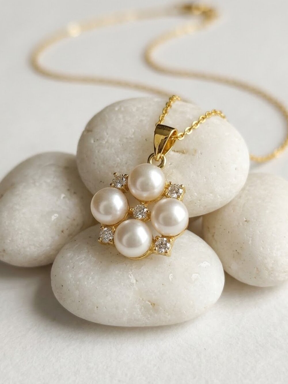 White cultured pearl pendant necklace with white Sapphire in 14k gold